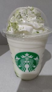 【スタバ】季節のおすすめ・抹茶×抹茶 ホワイト チョコレート フラペチーノ®を飲みましたよ